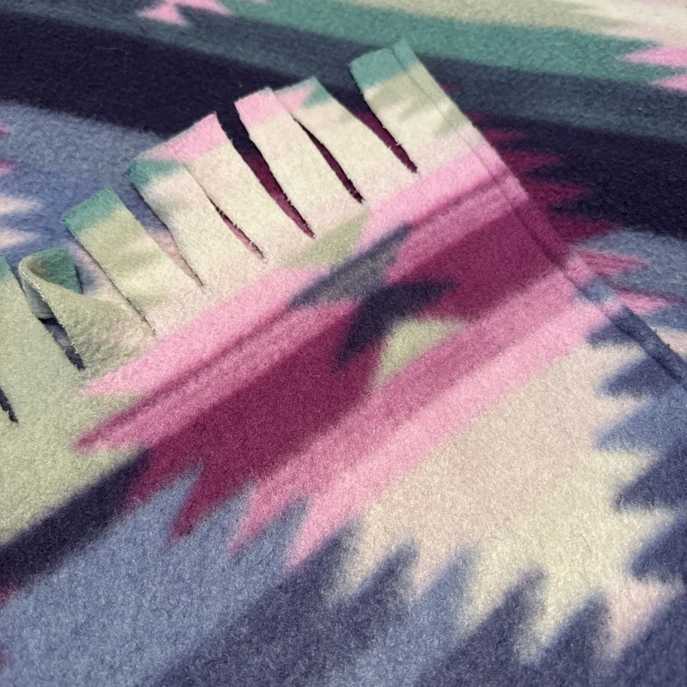 1990s Aztec Fleece Fringed Multicolor Throw 62x62‎
